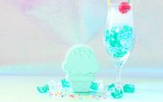 Rainbomb Aurora - Collector Pocket Charm