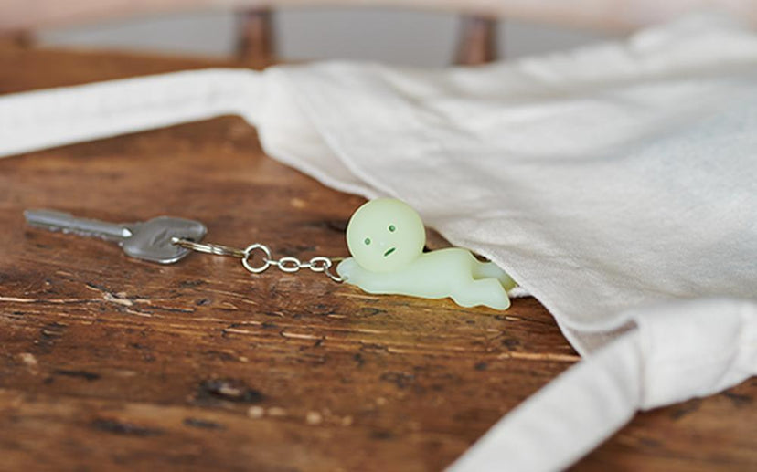 SMISKI Keychains - Shelf Desk Fit