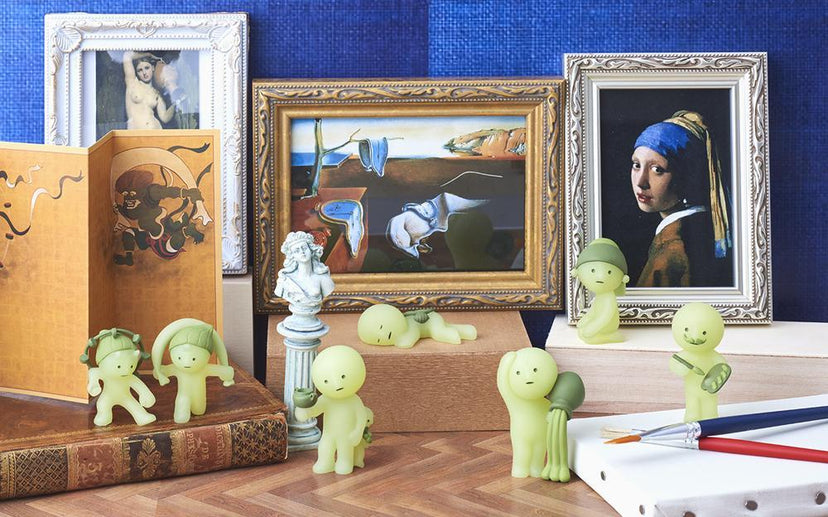 SMISKI Museum Series - Pocket Collector Display
