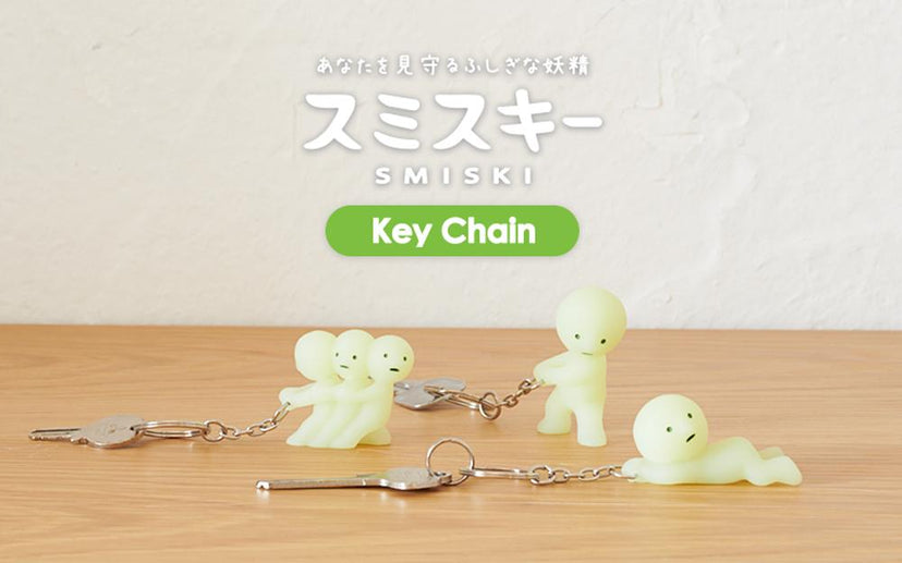 SMISKI Keychains - Shelf Desk Fit